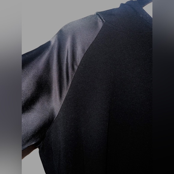 Black sweater-Great Condition-Never Worn - Picture 3 of 3